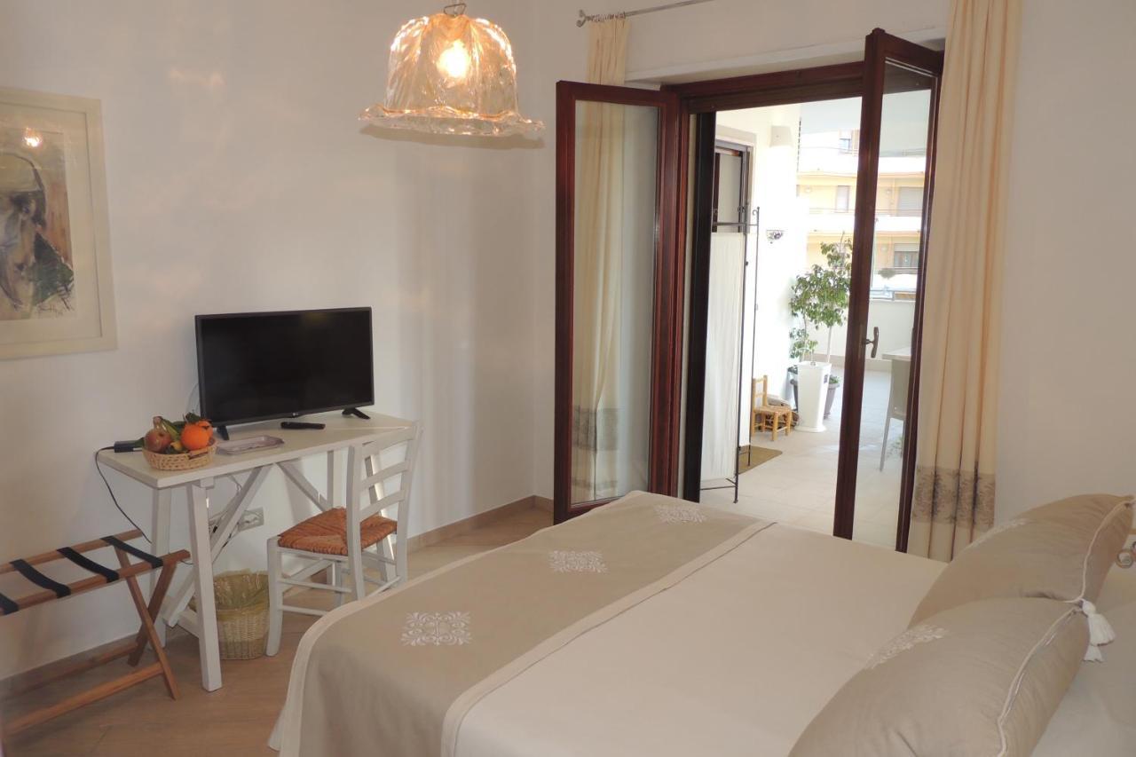 La Terrazza Bed & Breakfast Oristano Exterior photo